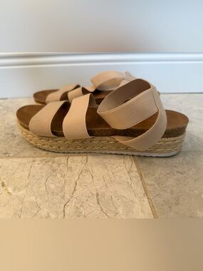 Yoki Nude Espadrille Platform Sandals Stretch Straps Women’s 8.5